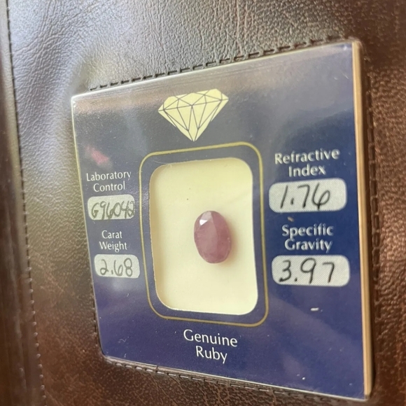 ONE DAY SALE!! Genuine Loose Ruby Gemstone - Picture 4 of 7